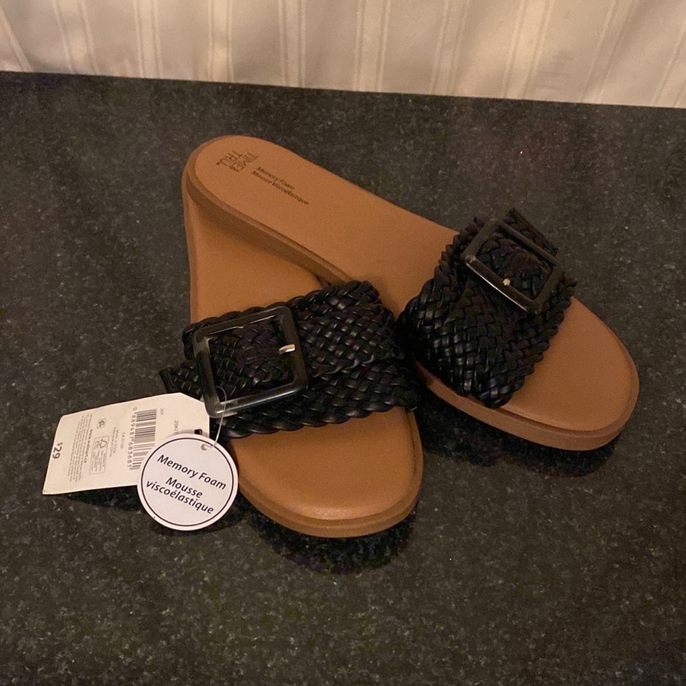 NEW! Size 10 Woven Slides